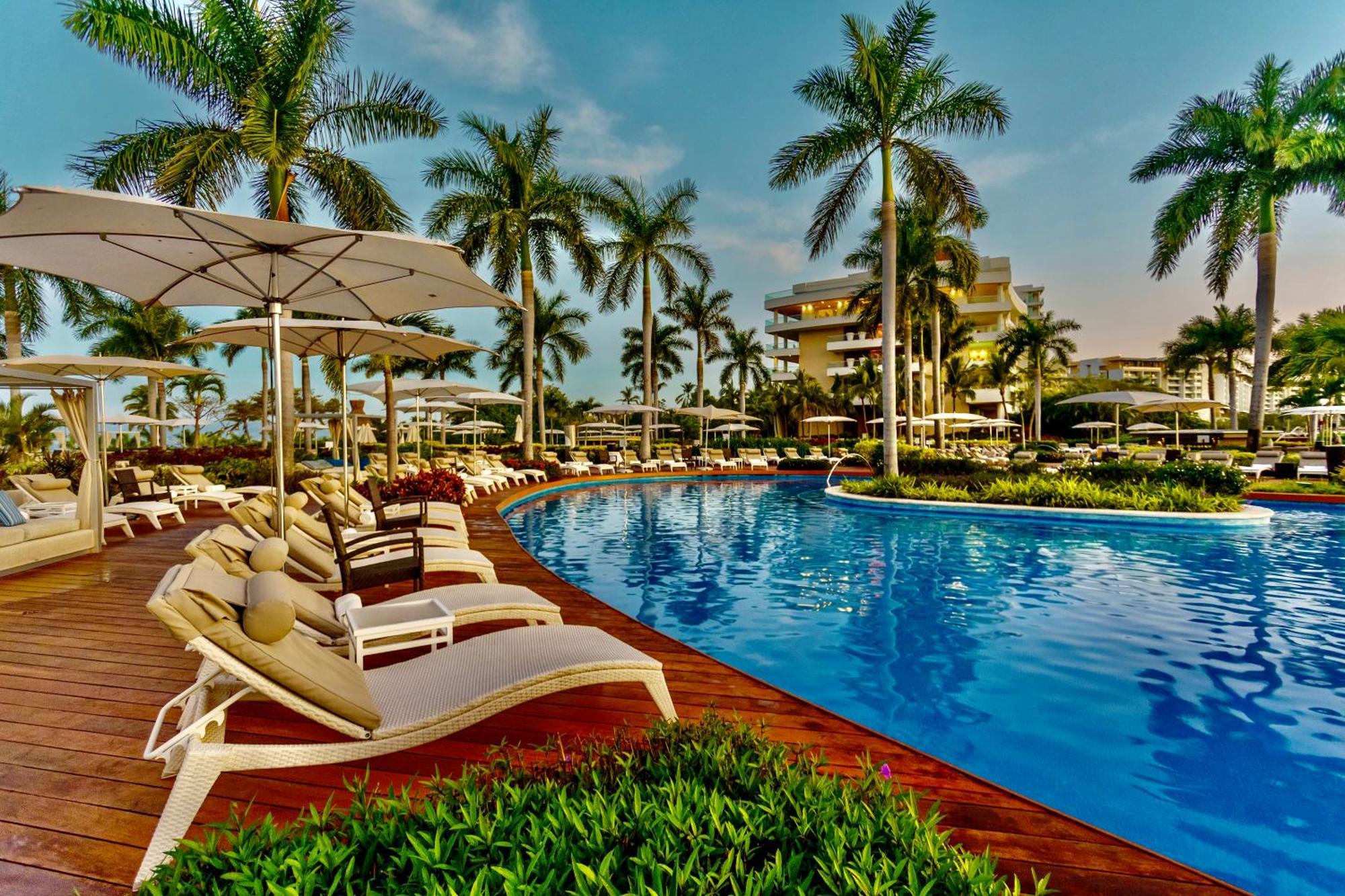 Grand Luxxe Two Bedroom Suite - Nuevo Vallarta Bagian luar foto